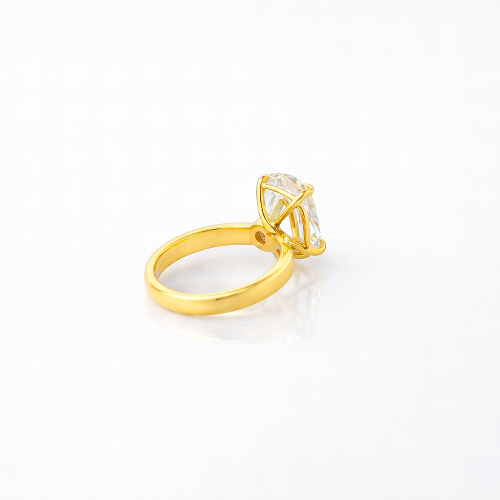 Golden Oval Icon 4.0ct
