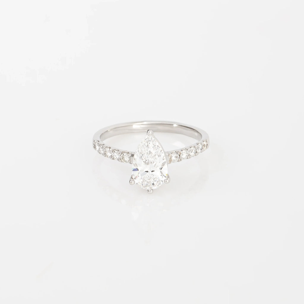 Pearluxe Brilliance Ring