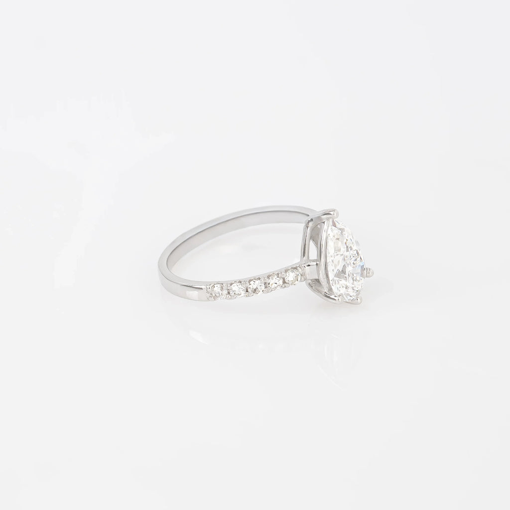 Pearluxe Brilliance Ring
